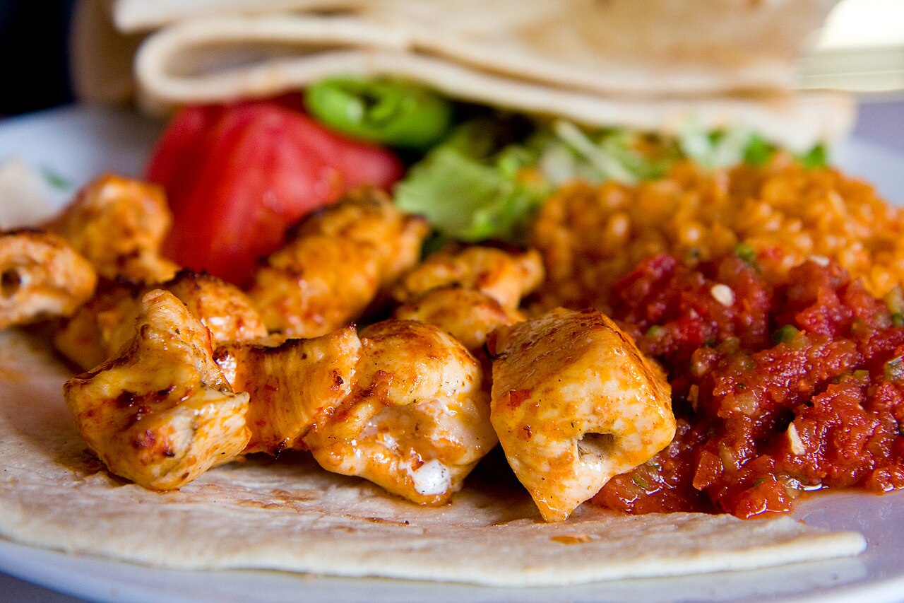 Shish taouk — Fotografia real de referência