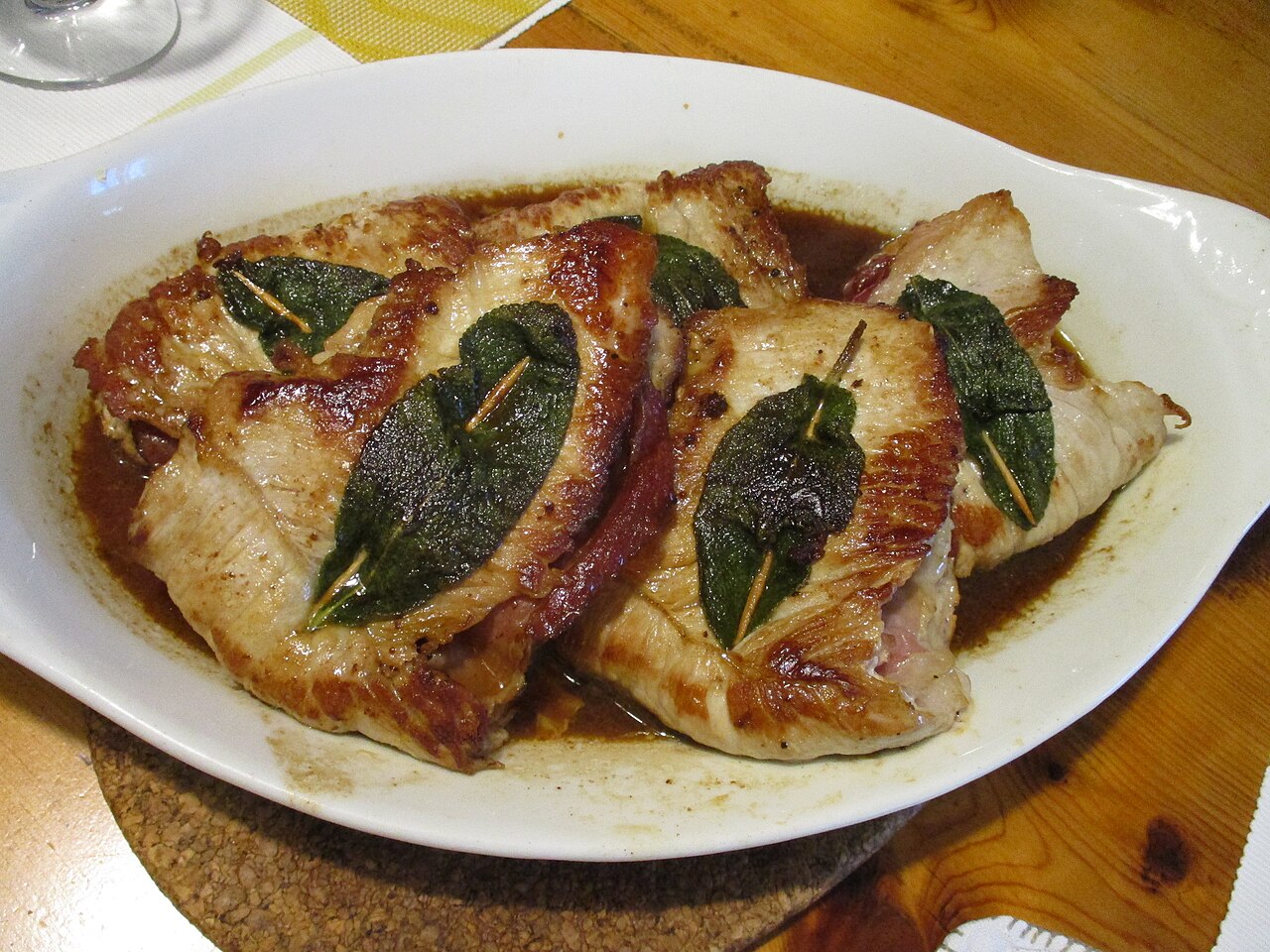 Saltimbocca alla Romana — Fotografia real de referência